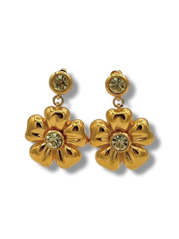 Eleganti orecchini pendenti in metallo dorato con fiore centrale e cristalli luminosi. Stile vintage, doratura resistente, Made in Italy, pezzo unico e scenografico. By Ave Caprice.