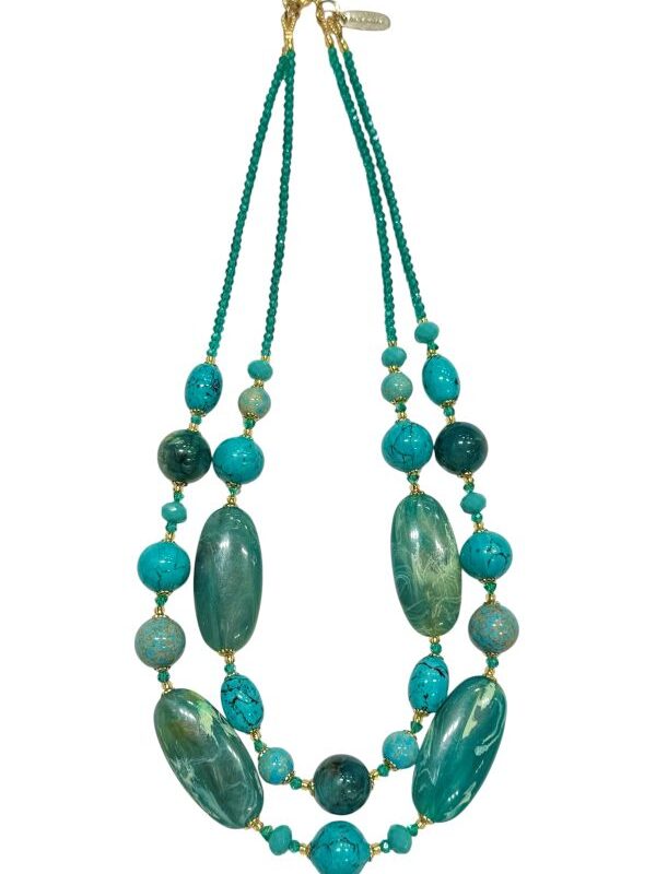 Collana moda donna a due fili con vetro turchese e ovali in resina verde acqua.